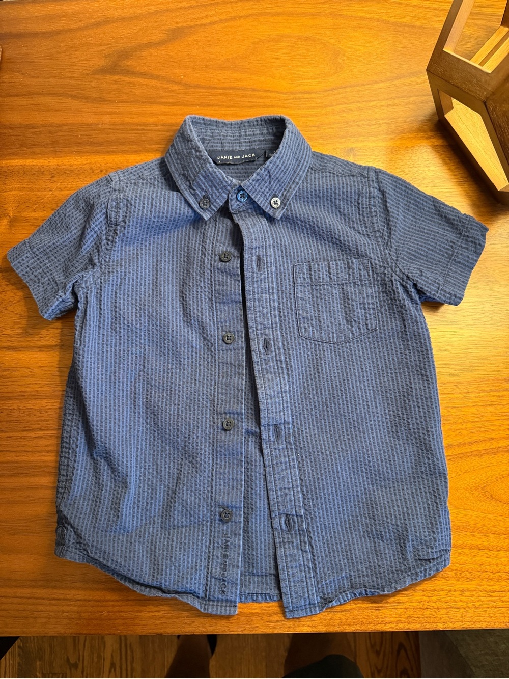 Janie and Jack Blue Seersucker Short-Sleeve Button-Down Shirt boys 3T